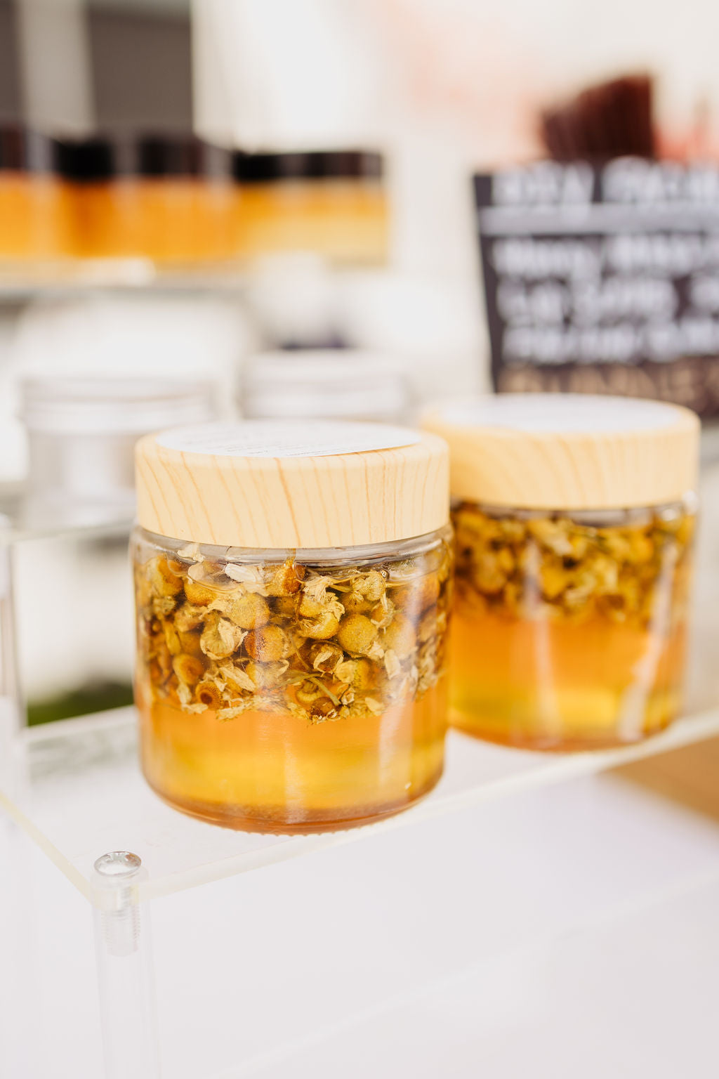 Honey face mask with chamomile for simple facial care