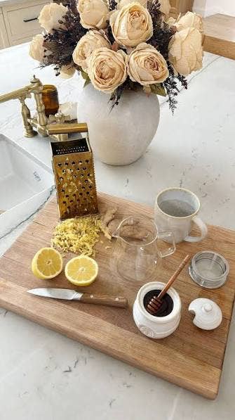 Ginger & Lemon Infused Honey (10 oz Glass Jar)